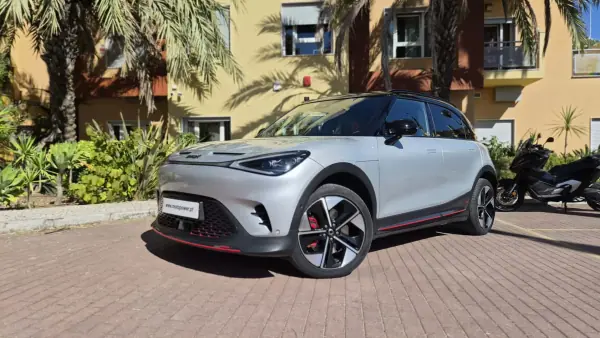 Smart 1 66 kWh Brabus AWD 2023 Elétrico