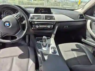 BMW 320 2017 - 12000 EUR, 342700 km - AUTO.MOTO.pt - 342700km - foto 5 de 6