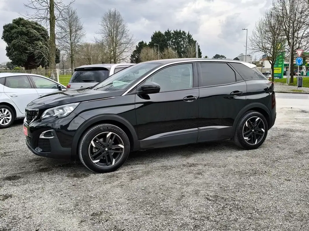 Peugeot 3008 2018 - 15990 EUR, 200391 km - AUTO.MOTO.pt - 200391km - foto 6 de 25