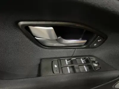 Land Rover Range Rover Evoque 2016 - 16450 EUR, 203321 km - 203321km - foto 12 de 20
