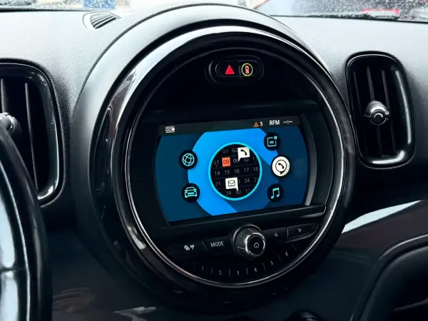 MINI Countryman 2018 - 18250 EUR, 159000 km - AUTO.MOTO.pt - 159000km - foto 11 de 15