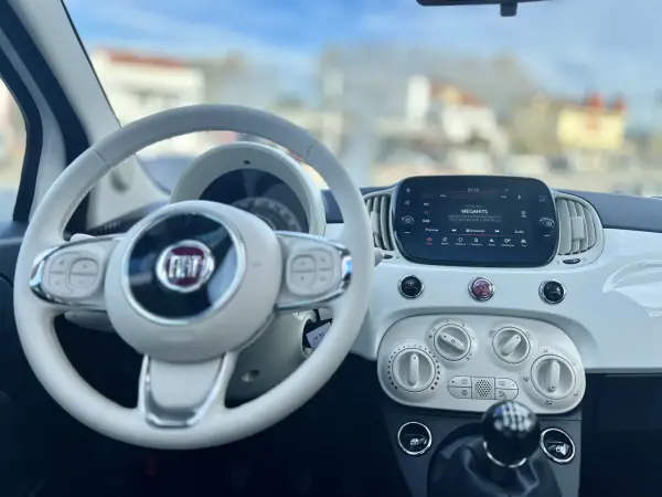 Fiat 500C 2019 - 10950 EUR, 88000 km - AUTO.MOTO.pt - 88000km - foto 16 de 24