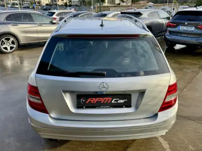 Mercedes-Benz C 200 2012 - 13999 EUR, 199999 km - AUTO.MOTO.pt - 199999km - foto 16 de 20
