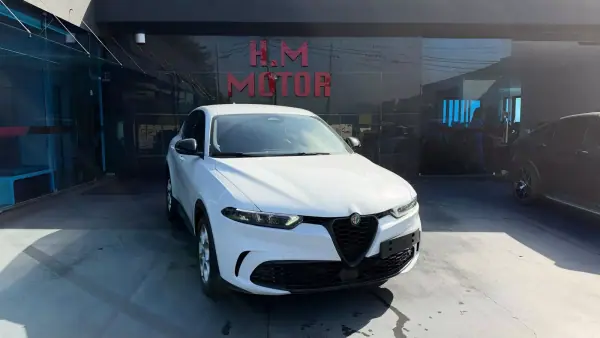 Alfa Romeo Tonale 1.6 VGT-D Sprint 2022 Diesel — 39 000 km Alfa Romeo Tonale 2022