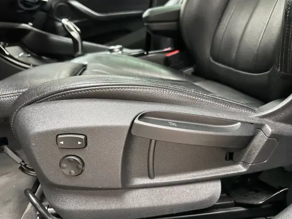 BMW X2 2018 - 23800 EUR, 211000 km - AUTO.MOTO.pt - 211000km - foto 19 de 20