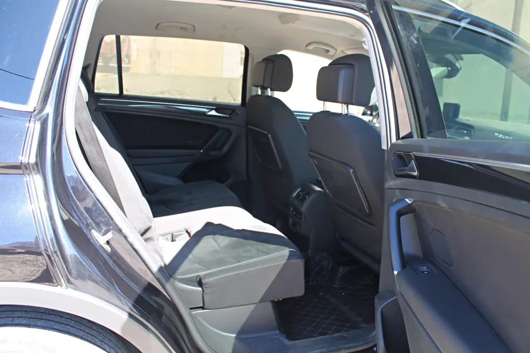 Volkswagen Tiguan Allspace 2018 - 26990 EUR, 120612 km - 120612km - foto 16 de 30