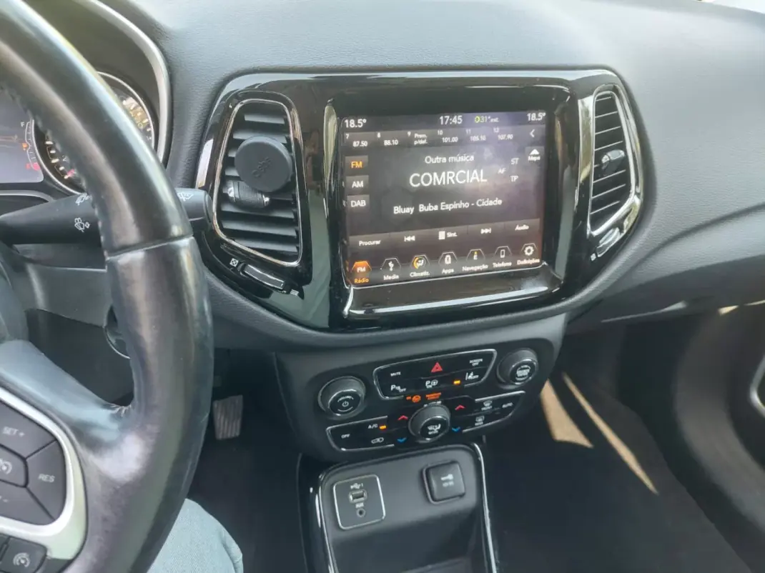 Jeep Compass 2019 - 16500 EUR, 145500 km - 145500km - foto 9 de 10