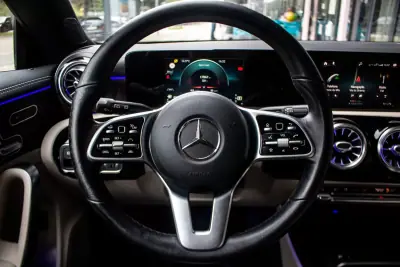 Mercedes-Benz CLA 180 2020 - 22790 EUR, 147196 km - AUTO.MOTO.pt - 147196km - foto 12 de 47