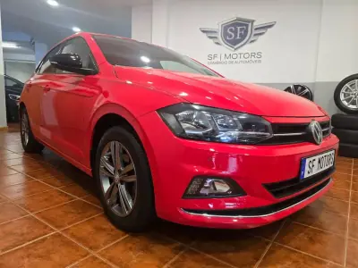 Volkswagen Polo 2018 - 16480 EUR, 138507 km - AUTO.MOTO.pt - 138507km - foto 9 de 45