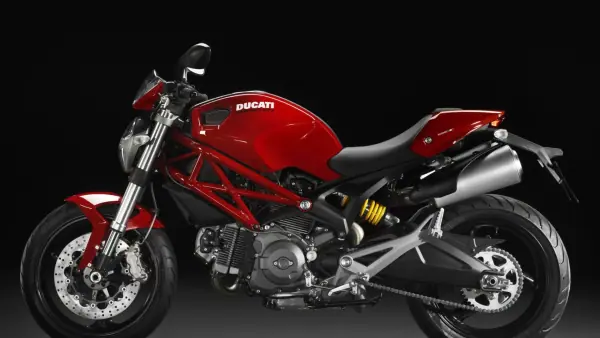 Ducati Monster 937 SP 2011 - 5950 EUR, 30000 km - AUTO.MOTO.pt - 30000km - foto 2 de 3
