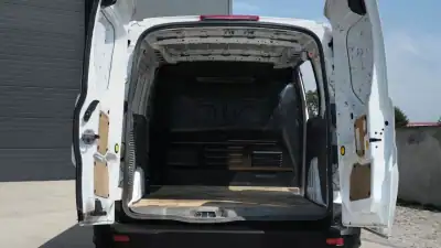 Ford Transit Connect 2022 - 18999 EUR, 62000 km - AUTO.MOTO.pt - 62000km - foto 3 de 19