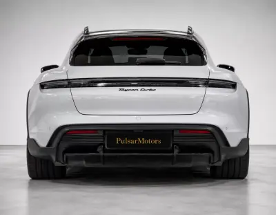 Porsche Taycan 2023 - 119000 EUR, 19100 km - AUTO.MOTO.pt - 19100km - foto 5 de 15