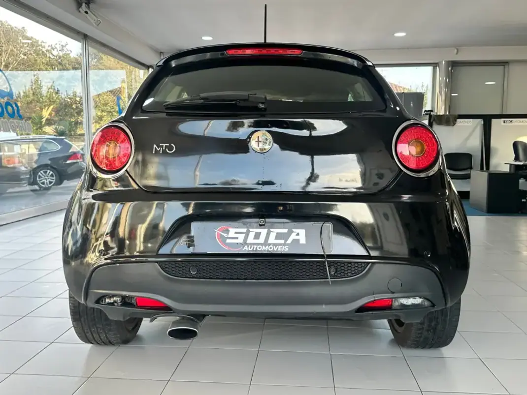 Alfa Romeo MiTo 2010 - 5990 EUR, 255200 km - 255200km - foto 6 de 19