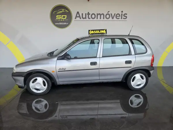 Opel Corsa 1997 - 1300 EUR, 125000 km - AUTO.MOTO.pt - 125000km - foto 2 de 9