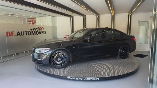 BMW 520 2017 - 19900 EUR, 342169 km - AUTO.MOTO.pt - 342169km - foto 13 de 68
