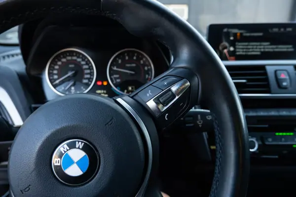 BMW 116 2016 - 14999 EUR, 111850 km - AUTO.MOTO.pt - 111850km - foto 18 de 21