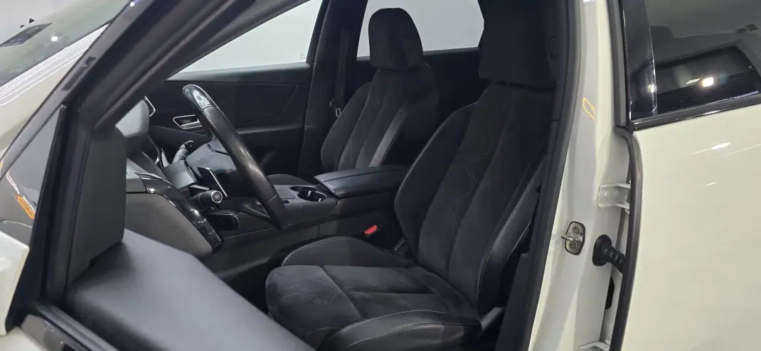 DS DS7 Crossback 2019 - 20990 EUR, 170000 km - AUTO.MOTO.pt - 170000km - foto 34 de 59