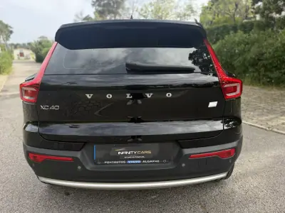 Volvo XC 40 2022 - 25999 EUR, 98000 km - AUTO.MOTO.pt - 98000km - foto 5 de 18