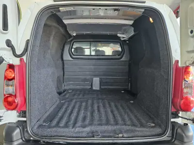 Citroën Berlingo 2012 — foto 4 de 8