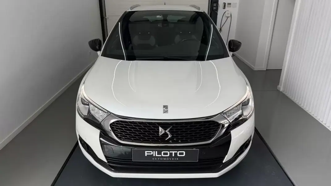 DS DS4 Crossback 2017 - 12990 EUR, 75491 km - 75491km - foto 24 de 29