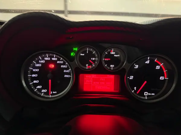 Alfa Romeo MiTo 2011 - 6200 EUR, 198283 km - AUTO.MOTO.pt - 198283km - foto 11 de 11