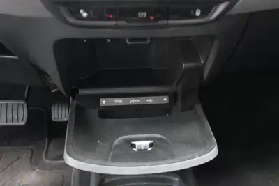 Citroën C4 Spacetourer 2019 - 15400 EUR, 143600 km - AUTO.MOTO.pt - 143600km - foto 15 de 30