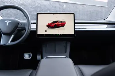 Tesla Model 3 2022 - 32900 EUR, 57000 km - AUTO.MOTO.pt - 57000km - foto 19 de 26
