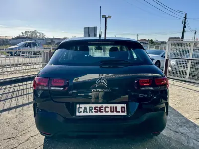 Citroën C4 Cactus 2018 - 13250 EUR, 108963 km - 108963km - foto 7 de 33