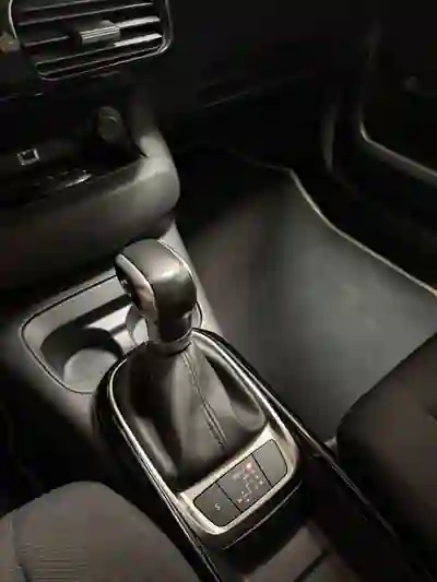 Citroën C4 Cactus 2018 - 15900 EUR, 70000 km - 70000km - foto 4 de 11