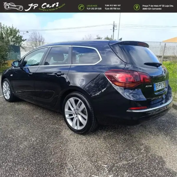 Opel Astra Sports Tourer 2015 - 10500 EUR, 155410 km - AUTO.MOTO.pt - 155410km - foto 6 de 19