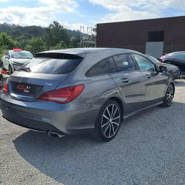 Mercedes-Benz CLA 220 2015 - 17690 EUR, 199000 km - AUTO.MOTO.pt - 199000km - foto 6 de 14