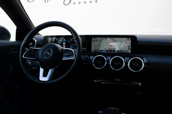 Mercedes-Benz CLA 180 2021 - 20990 EUR, 194000 km - AUTO.MOTO.pt - 194000km - foto 30 de 45