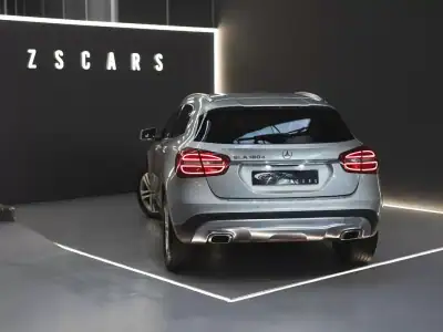 Mercedes-Benz GLA 180 2016 - 20990 EUR, 152000 km - AUTO.MOTO.pt - 152000km - foto 6 de 21