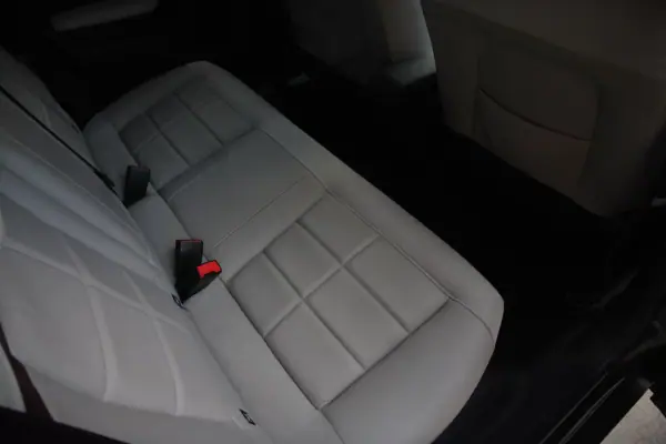 Citroën C4 Cactus 2018 - 13990 EUR, 113200 km - AUTO.MOTO.pt - 113200km - foto 20 de 30