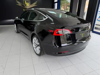 Tesla Model 3 2019 - 28500 EUR, 74000 km - AUTO.MOTO.pt - 74000km - foto 3 de 26