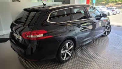 Peugeot 308 SW 2017 - 9500 EUR, 192522 km - 192522km - foto 20 de 56