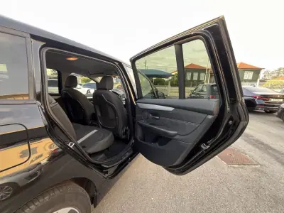 BMW 218 Gran Tourer 2016 - 15950 EUR, 200000 km - AUTO.MOTO.pt - 200000km - foto 34 de 51