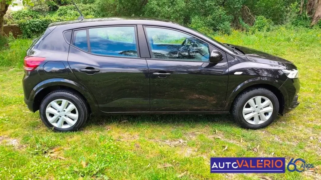 Dacia Sandero 2023 - 15950 EUR, 44274 km - AUTO.MOTO.pt - 44274km - foto 6 de 33
