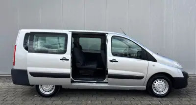 Citroën Jumpy 2015 - 16900 EUR, 135000 km - AUTO.MOTO.pt - 135000km - foto 9 de 39