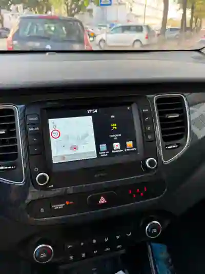 Kia Carens 2018 - 13500 EUR, 111520 km - 111520km - foto 14 de 15