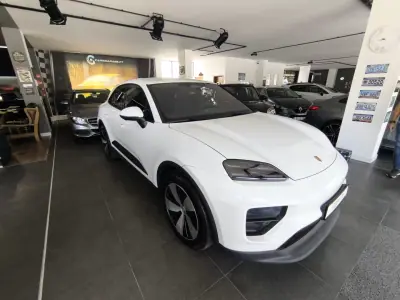 Porsche Macan 2025 - 76875 EUR, 17000 km - AUTO.MOTO.pt - 17000km - foto 16 de 19