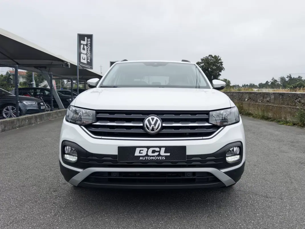 Volkswagen T-Cross 2019 - 17990 EUR, 105000 km - 105000km - foto 2 de 39