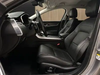 Jaguar XF Sportbrake 2021 - 37990 EUR, 119000 km - AUTO.MOTO.pt - 119000km - foto 9 de 23