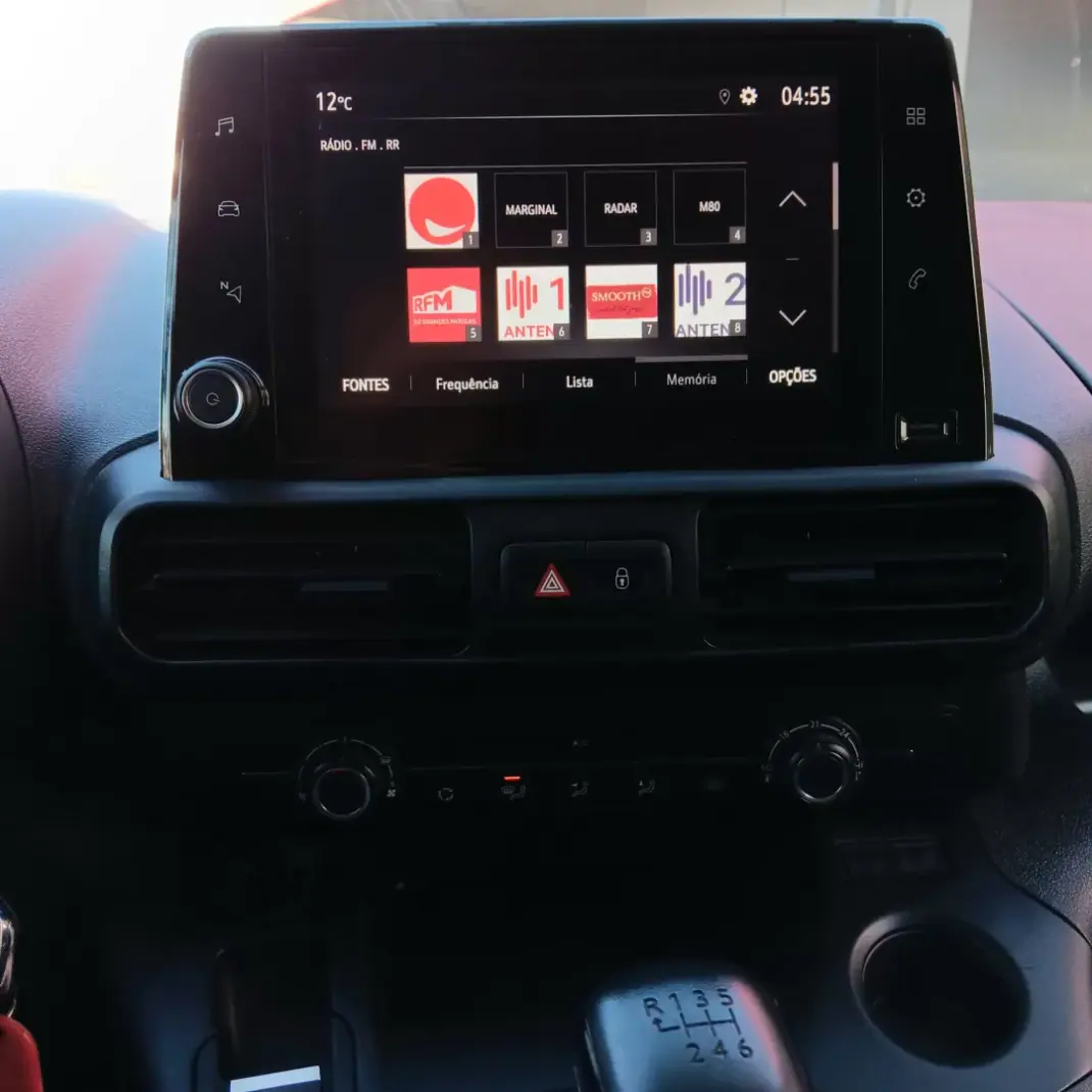 Opel COMBO 2022 - 15900 EUR, 82827 km - AUTO.MOTO.pt - 82827km - foto 15 de 20