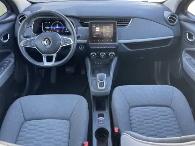 Renault Zoe 2021 - 18490 EUR, 34075 km - AUTO.MOTO.pt - 34075km - foto 10 de 21