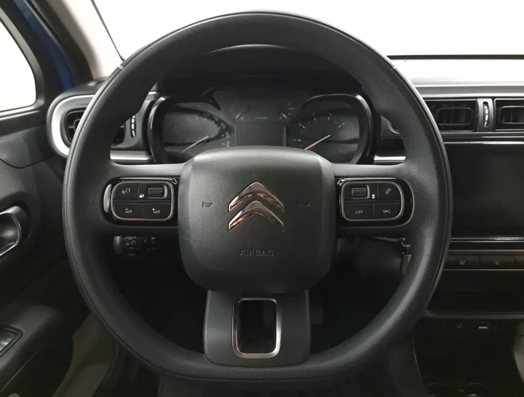 Citroën C3 2018 - 7950 EUR, 110000 km - AUTO.MOTO.pt - 110000km - foto 8 de 8