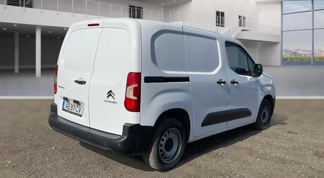 Citroën Berlingo 1.5 Hdi 2020 - 12990 EUR, 159000 km - AUTO.MOTO.pt - 159000km - foto 3 de 8