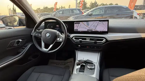 BMW 330 2023 - 32990 EUR, 95000 km - AUTO.MOTO.pt - 95000km - foto 26 de 38