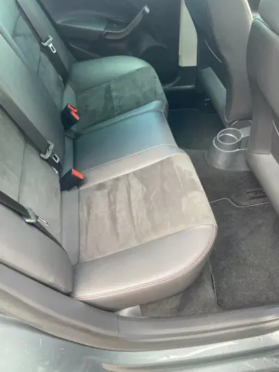 SEAT Ibiza 2016 - 13900 EUR, 118800 km - AUTO.MOTO.pt - 118800km - foto 22 de 24