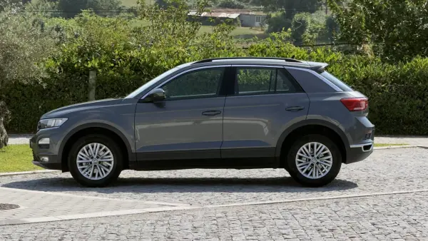 Volkswagen T-Roc 2019 - 16000 EUR, 195000 km - AUTO.MOTO.pt - 195000km - foto 13 de 26